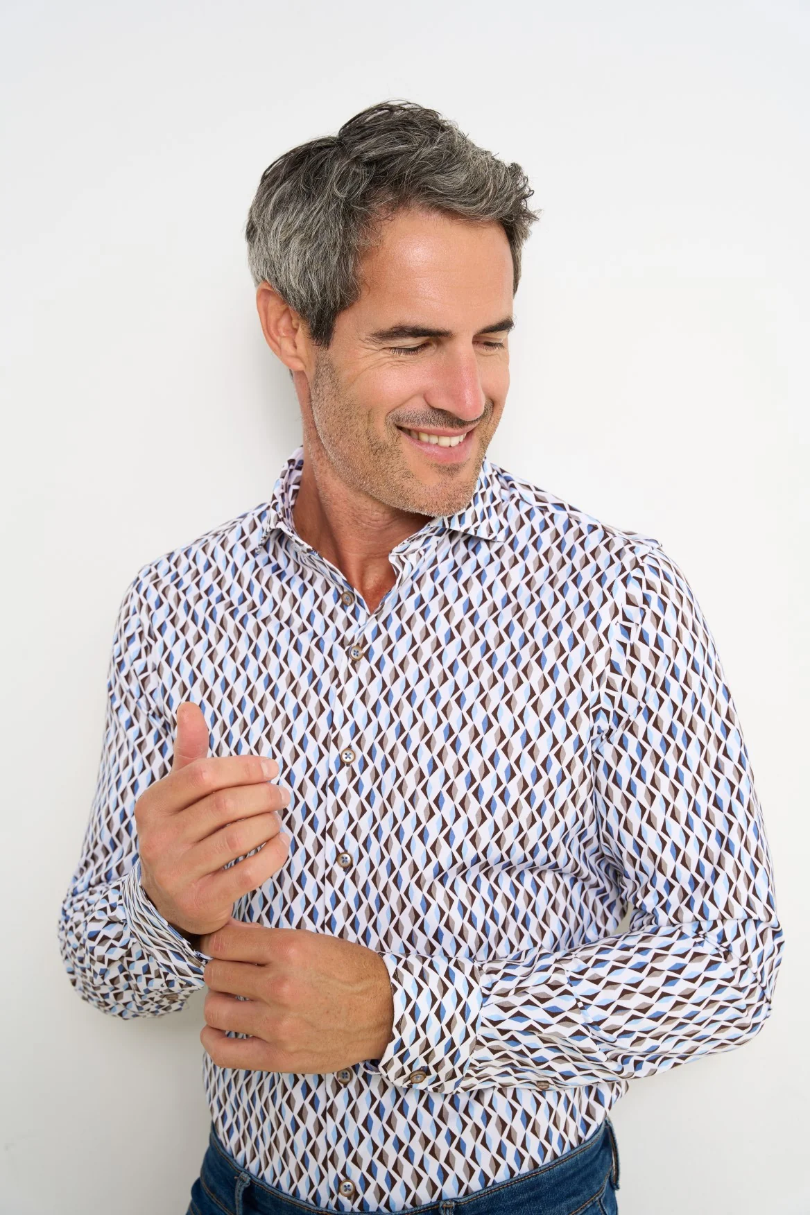 R2 Amsterdam - Single Jersey Retro Print Stretch Shirt - Image 4